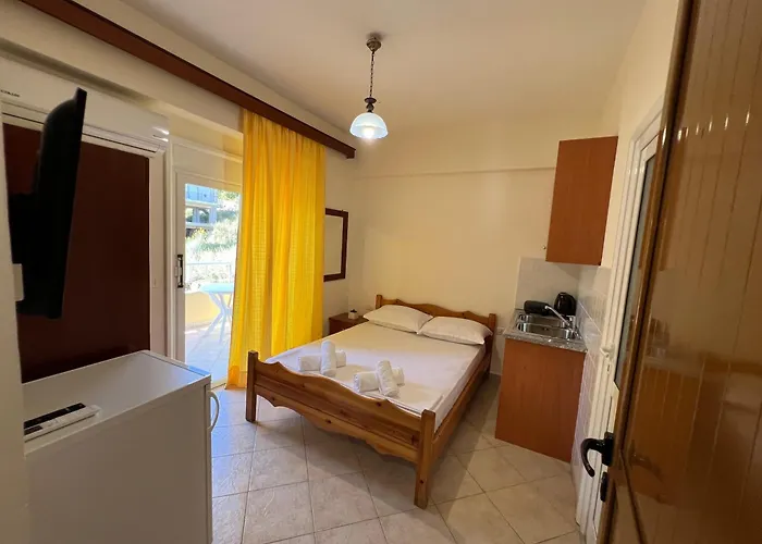 Stela Apartamento Sarandë